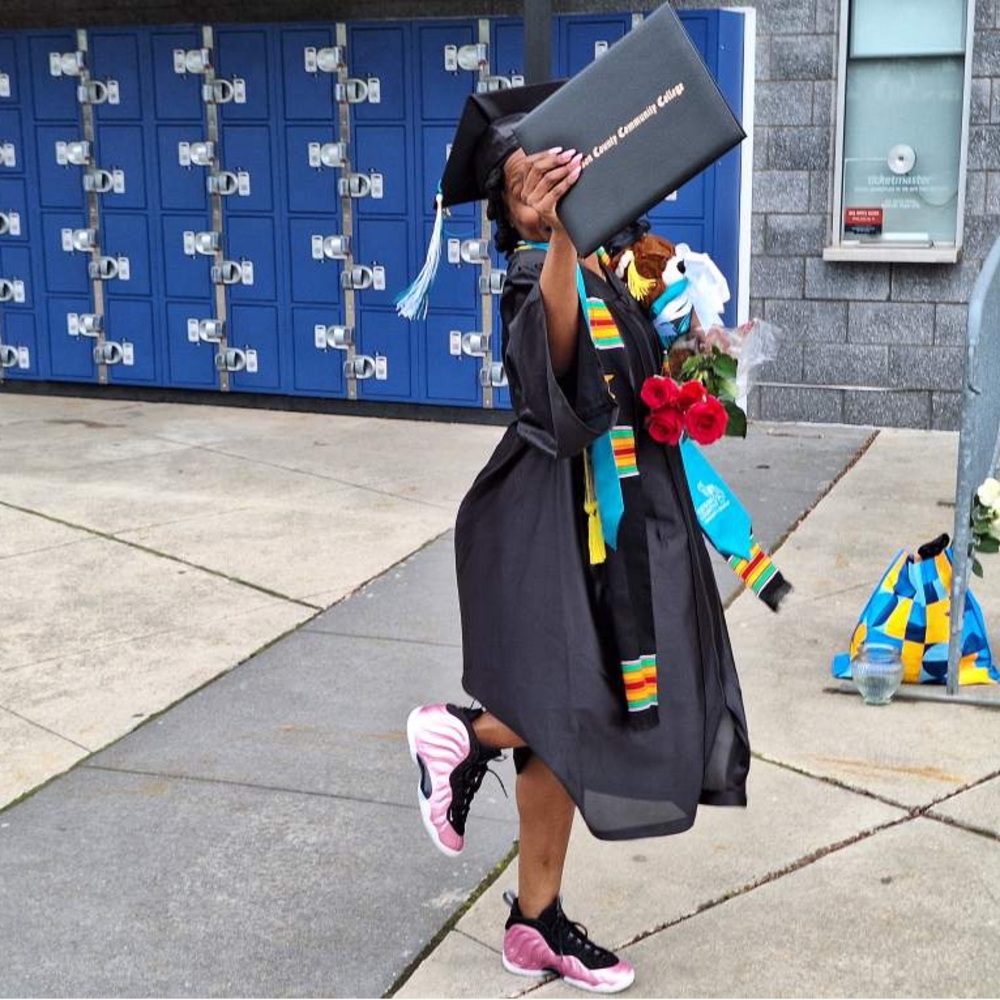 Ms. Magna Cum Laude! HUDSON IS HOME🎓
